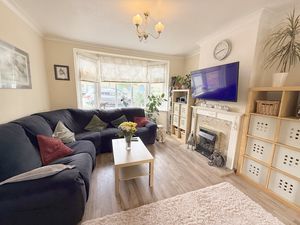 LOUNGE- click for photo gallery